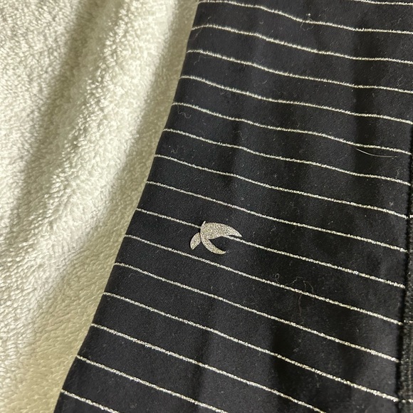 Glider Metallic Spandex Leggings - Picture 4 of 4